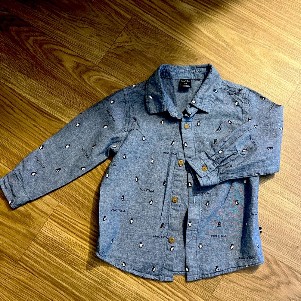 4T boys nautica bottom down.
